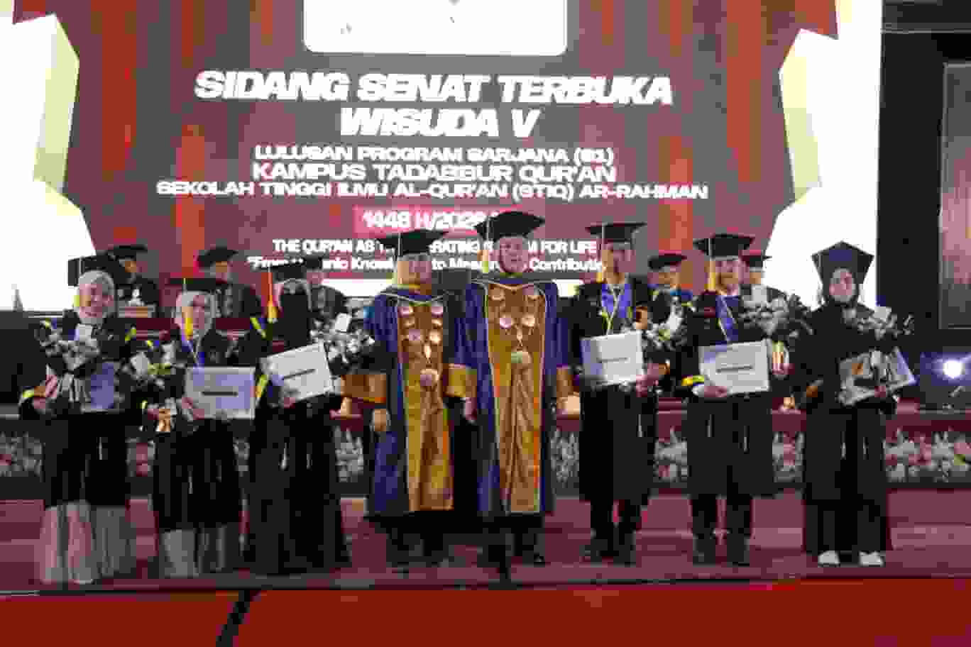 Wisuda V STIQ Ar-Rahman, Bachtiar Nasir Gagas Al-Qur’an sebagai Operating System Kehidupan